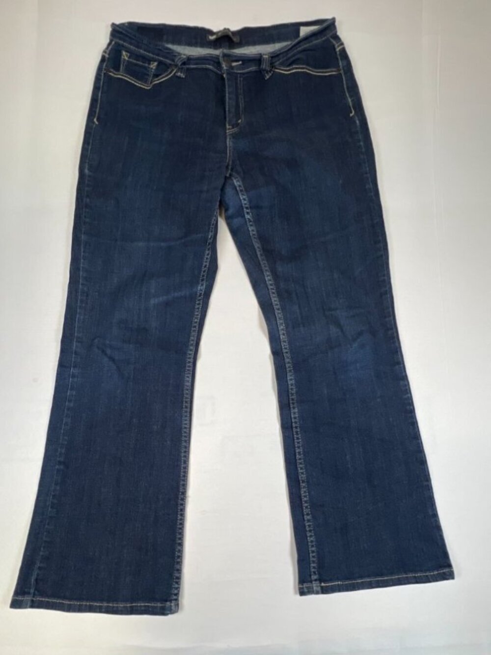 Levi's 529 Women Size 16M Curvy Bootcut Denim Jeans Blue Dark Wash Cotton Blend